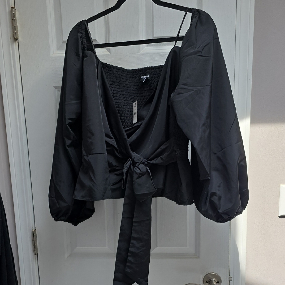 Express Black Faux Wrap Tie Waist Puff Sleeve Blouse*NWT*